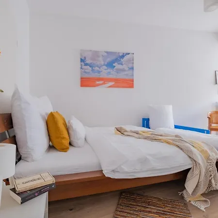 Grosszuegiges Penthouse Am Arrenberg Apartment *