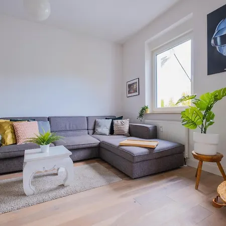 Cruwzo- Grosszuegiges Penthouse Am Arrenberg アパート *