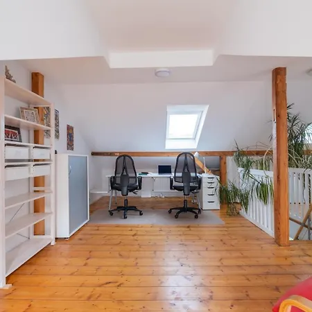 Cruwzo- Grosszuegiges Penthouse Am Arrenberg アパート *