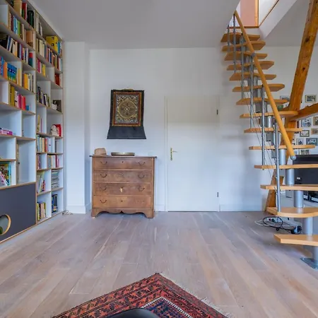 Cruwzo- Grosszuegiges Penthouse Am Arrenberg アパート *