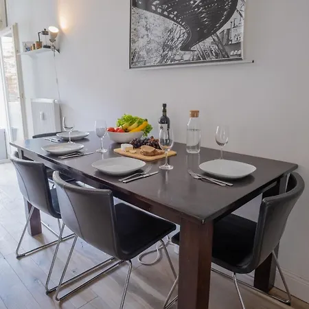 Cruwzo- Grosszuegiges Penthouse Am Arrenberg アパート *