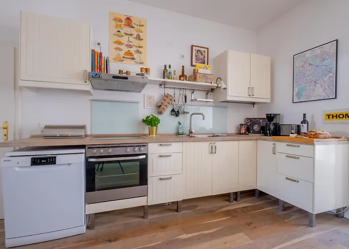 Cruwzo- Grosszuegiges Penthouse Am Arrenberg Wuppertal