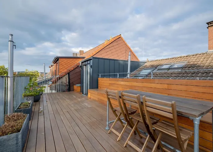 Cruwzo- Grosszuegiges Penthouse Am Arrenberg Wuppertal
