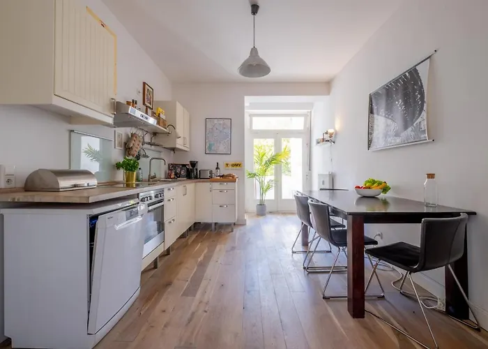 Cruwzo- Grosszuegiges Penthouse Am Arrenberg * Wuppertal